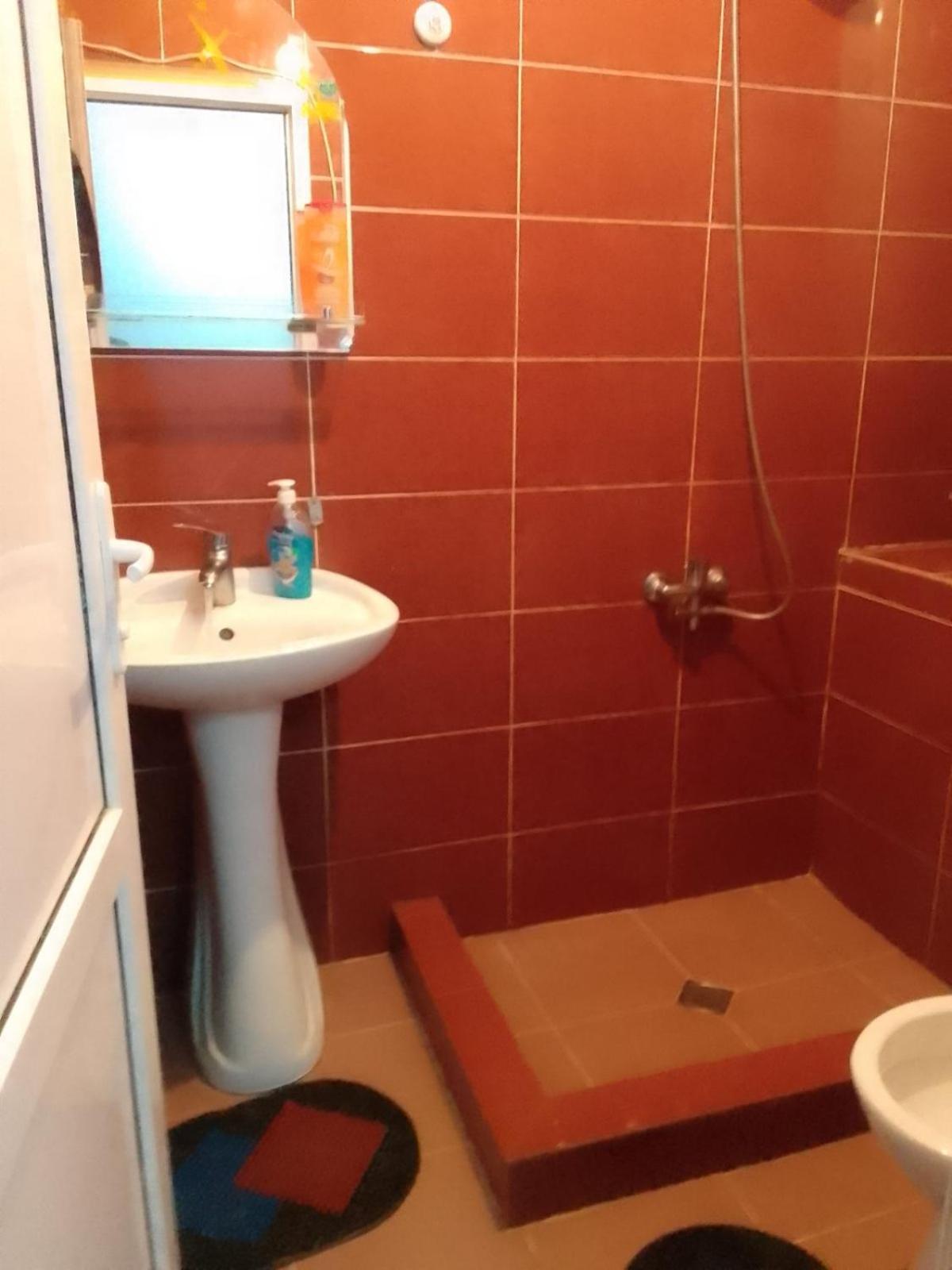 Guesthouse Luka Ushguli Exteriör bild