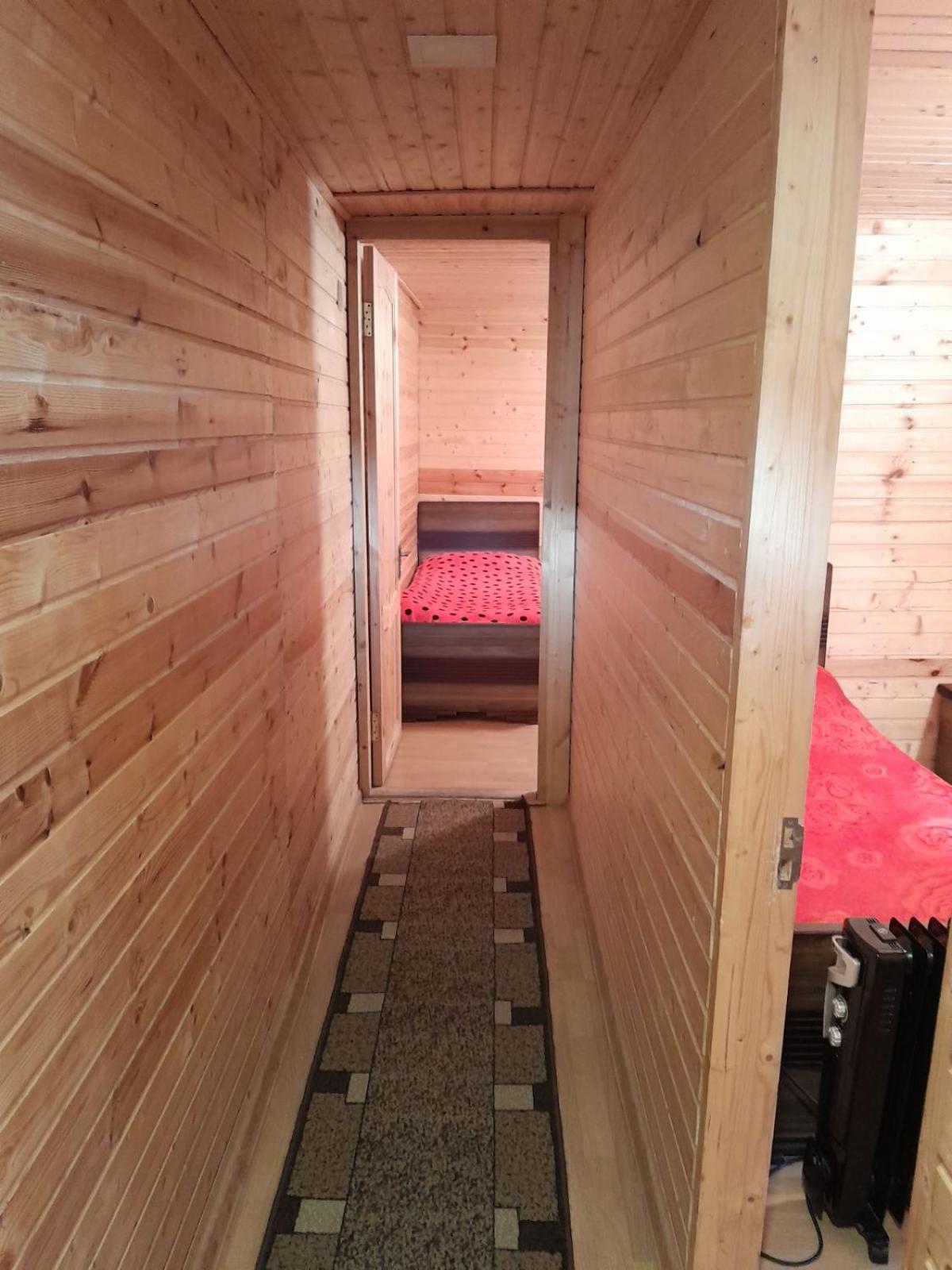 Guesthouse Luka Ushguli Exteriör bild